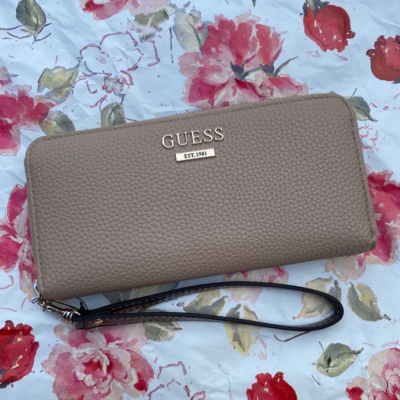 💲Guess wallet💲 - Picture 3 of 5